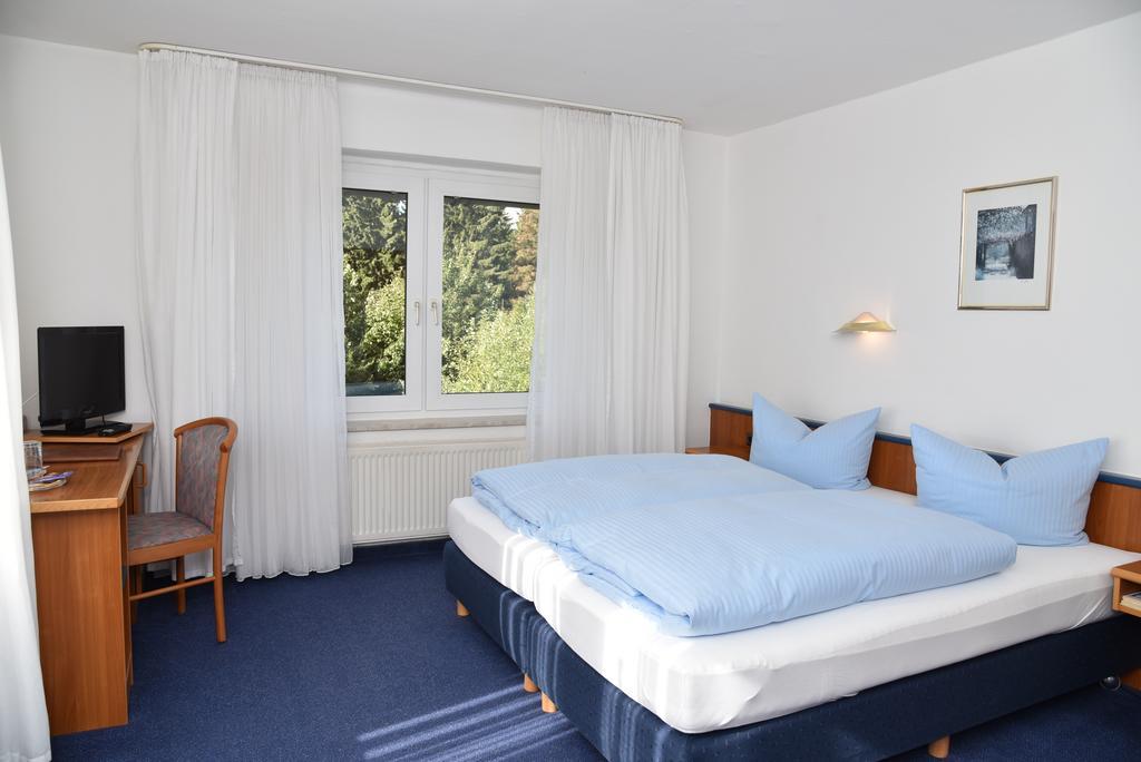 Hotel An Der Alten Porzelline Neuhaus am Rennweg Exteriör bild